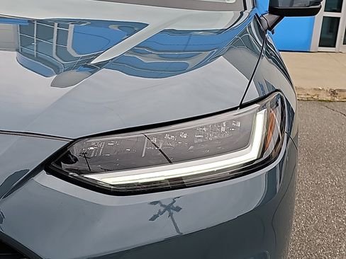 Used 2025 Honda HR-V LX image 9