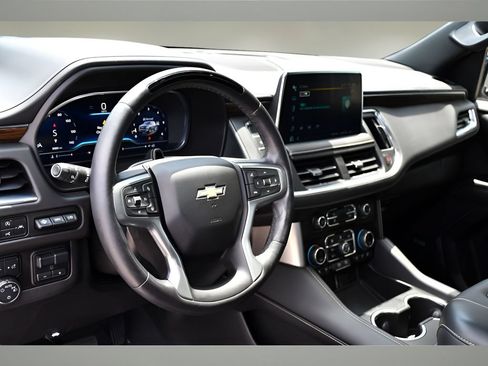 Used 2023 Chevrolet Tahoe Premier w/ Advanced Technology Package AWD/4WD image 12