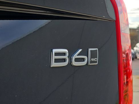 Certified 2025 Volvo XC90 B6 Plus w/ Protection Package Premier image 30