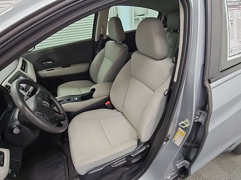 Used 2020 Honda HR-V LX image 25