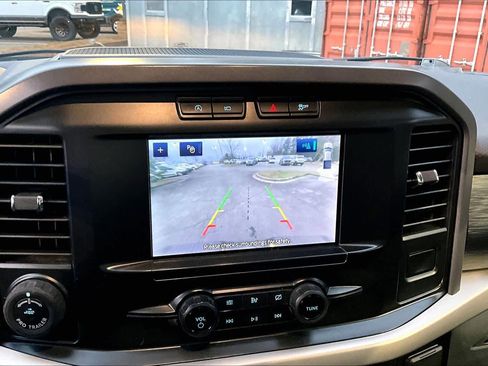 Used 2021 Ford F150 XLT w/ XTR Package image 27