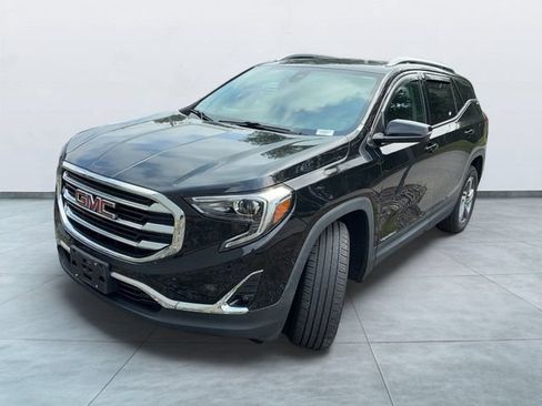 Used 2021 GMC Terrain SLT w/ Infotainment Package II AWD/4WD image 3