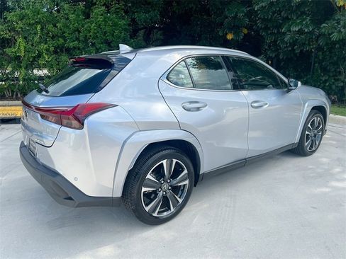 Used 2025 Lexus UX 300h FWD image 7