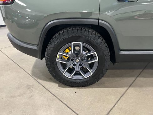 Used 2023 Rivian R1S Launch Edition image 43
