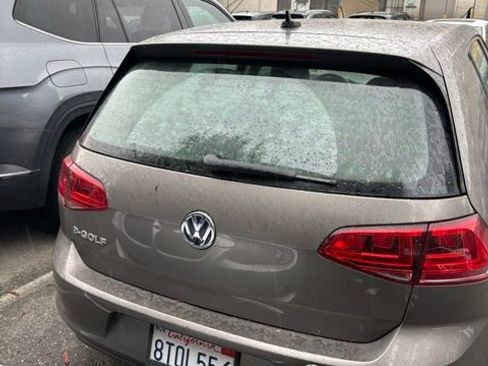 Used 2016 Volkswagen e-Golf SE image 6