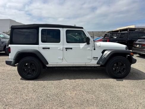 Used 2021 Jeep Wrangler Unlimited Sport AWD/4WD image 4