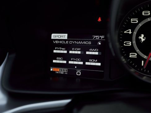 Used 2018 Ferrari GTC4Lusso image 73