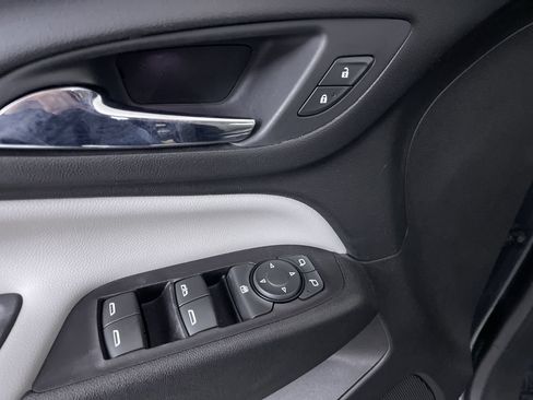 Used 2020 Chevrolet Equinox LT AWD/4WD image 11