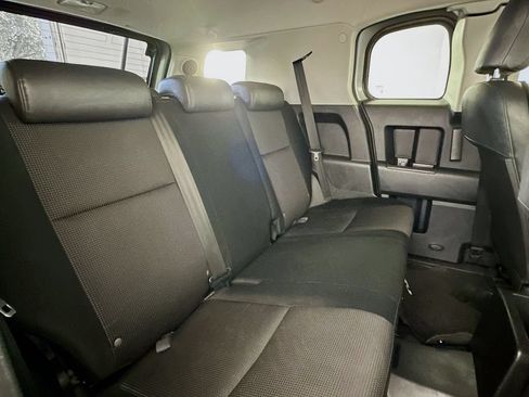 Used 2010 Toyota FJ Cruiser 4WD image 25