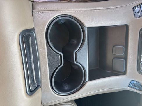 Used 2015 GMC Yukon SLT w/ Open Road Package image 14