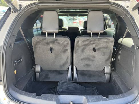 Used 2015 Ford Explorer Limited w/ Equipment Group 301A AWD/4WD image 29