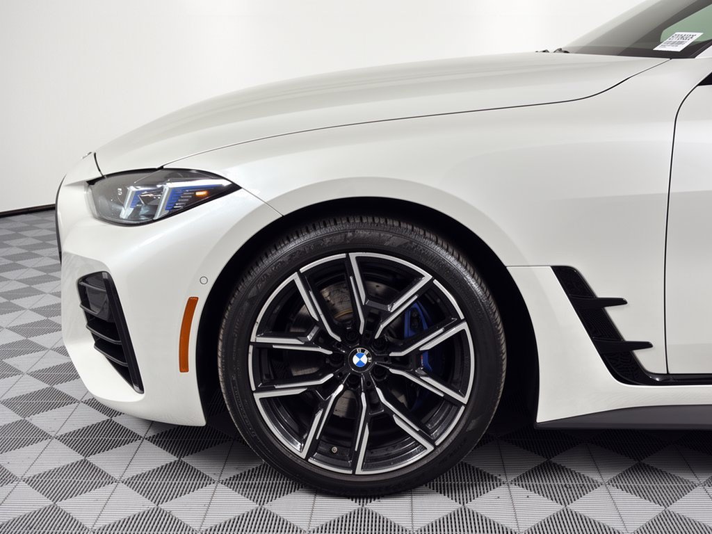 Used 2026 BMW M440i w/ Premium Package RWD image 13