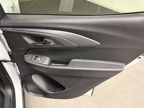 New 2026 Chevrolet TrailBlazer LT AWD/4WD image 16