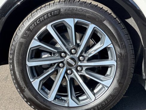 Certified 2024 Cadillac Lyriq Sport image 41