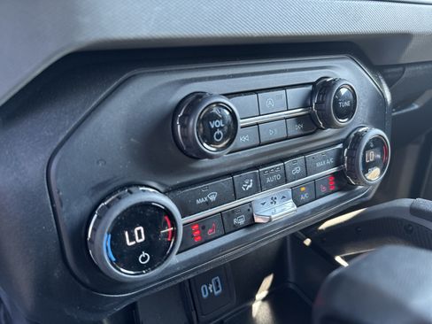 Used 2023 Ford Bronco Big Bend AWD/4WD image 18
