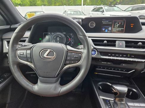 Used 2021 Lexus UX 250h w/ Premium Package AWD/4WD image 13