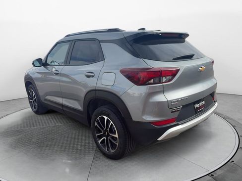 Used 2025 Chevrolet TrailBlazer LT AWD/4WD image 7