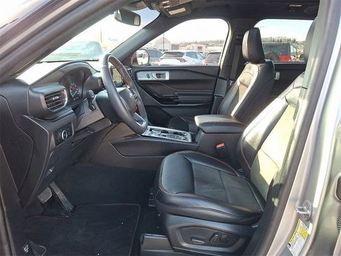 Used 2024 Ford Explorer ST-Line w/ Class IV Trailer Tow Package image 14