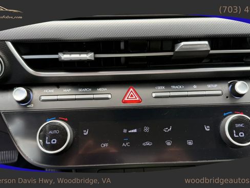Used 2025 Hyundai Sonata SEL FWD image 25
