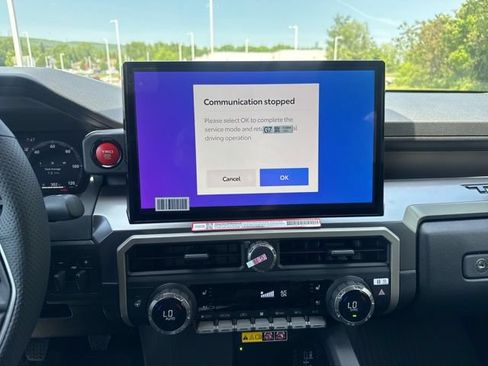 New 2026 Toyota Tacoma TRD Off-Road AWD/4WD image 21