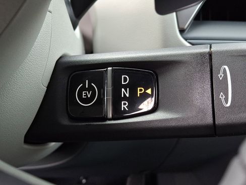 New 2026 Kia EV9 Wind image 8