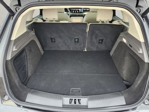 Used 2023 Lincoln Corsair Grand Touring w/ Equipment Group 301A image 31