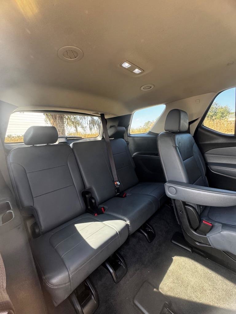 Used 2019 Chevrolet Traverse LT w/ LT Premium Package FWD image 17