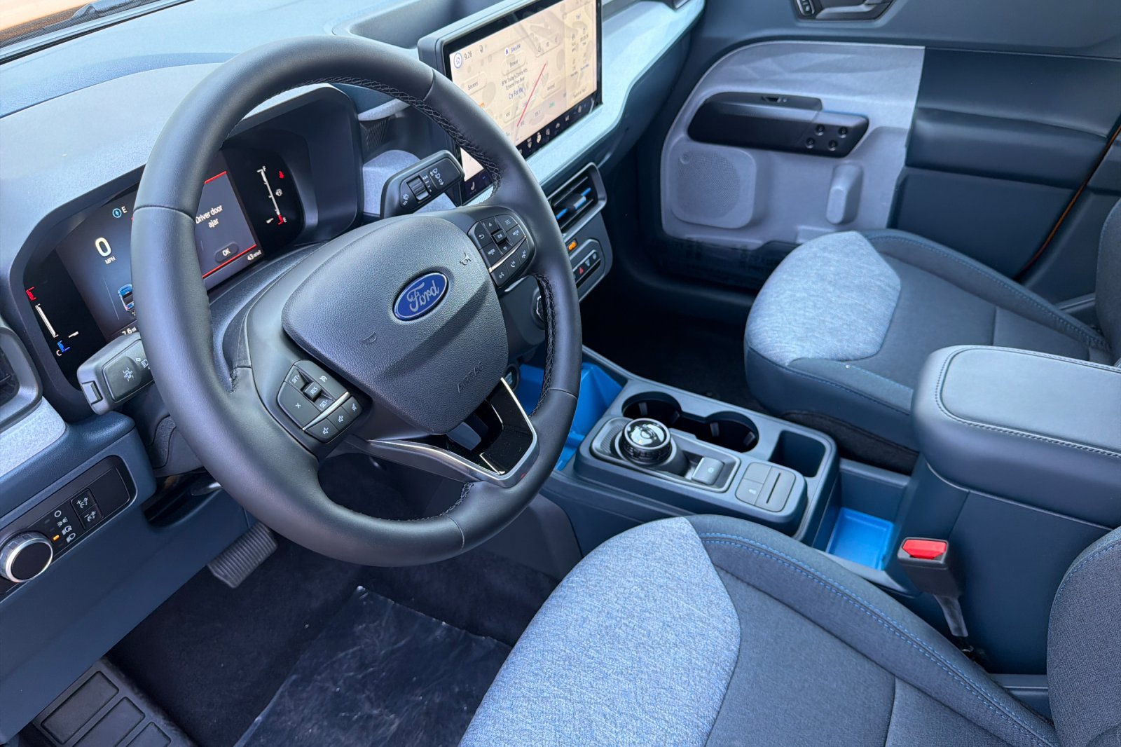 New 2026 Ford Maverick XLT w/ XLT Luxury Package FWD image 10