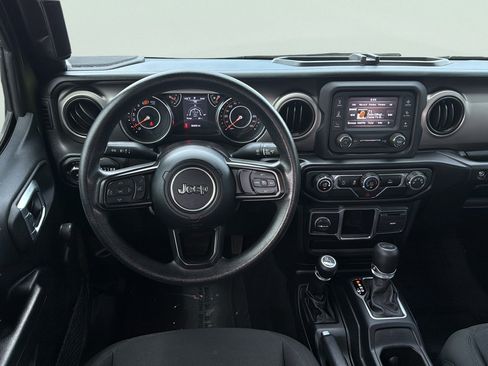 Used 2021 Jeep Wrangler Unlimited Sport AWD/4WD image 16