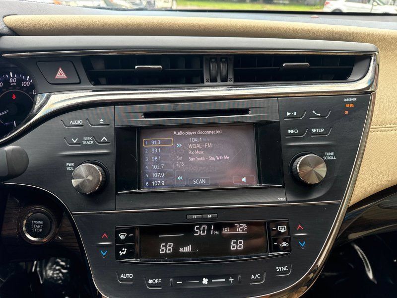 Used 2013 Toyota Avalon XLE Premium FWD image 25
