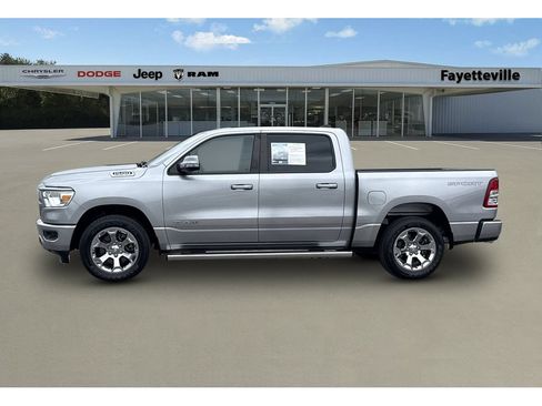 Used 2022 RAM 1500 Big Horn AWD/4WD image 6