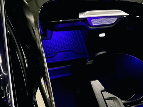 Used 2024 Mercedes-Benz C 300 4MATIC Sedan image 16