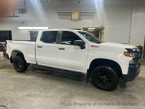 Used 2022 Chevrolet Silverado 1500 Custom Trail Boss image 2