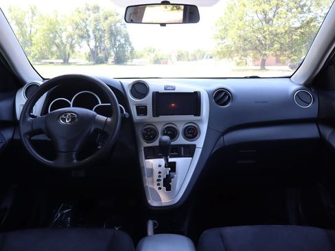Used 2009 Toyota Matrix FWD image 16