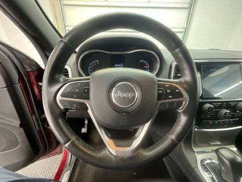 Used 2019 Jeep Grand Cherokee Limited AWD/4WD image 8