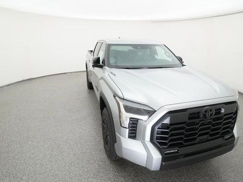 New 2025 Toyota Tundra Limited image 18