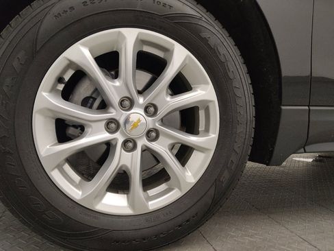 Used 2021 Chevrolet Equinox LT image 31