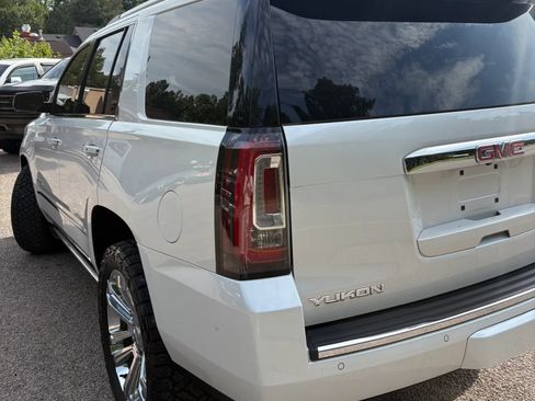 Used 2016 GMC Yukon Denali w/ Open Road Package AWD/4WD image 4