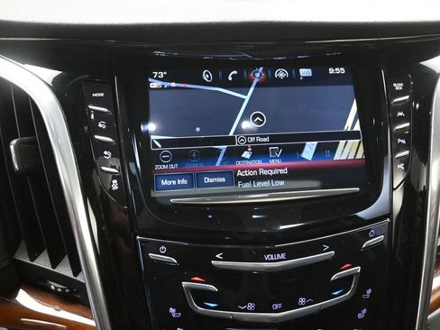 Used 2020 Cadillac Escalade ESV Luxury image 29
