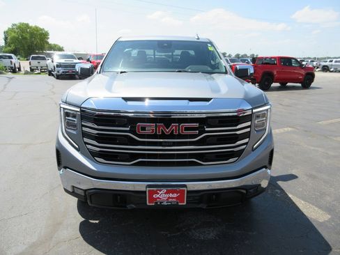 Certified 2024 GMC Sierra 1500 SLT w/ SLT Premium Plus Package AWD/4WD image 13