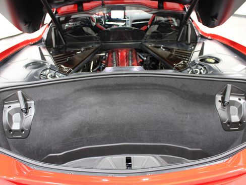 Used 2021 Chevrolet Corvette Stingray Premium Cpe w/ Z51 Performance Package RWD image 25