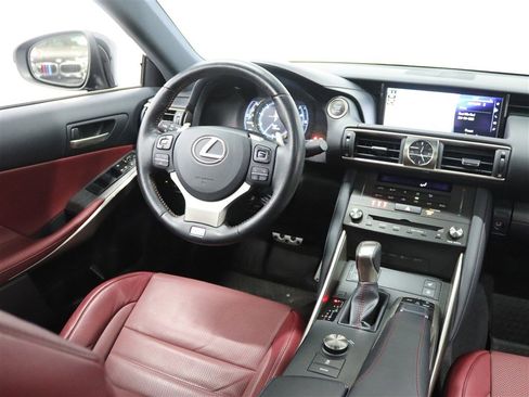 Used 2020 Lexus IS 300 F Sport w/ F Sport Package image 18