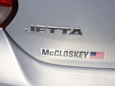 Used 2010 Volkswagen Jetta TDI FWD image 9