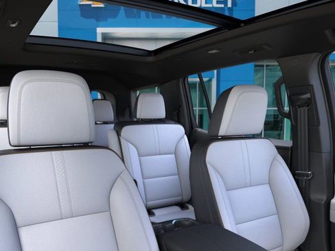 New 2026 Chevrolet Traverse High Country image 25