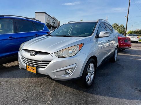 Used 2013 Hyundai Tucson GLS FWD image 1