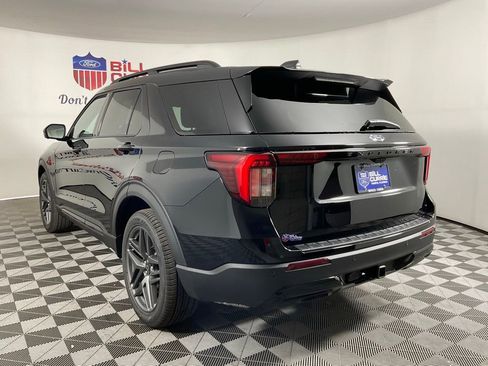 New 2026 Ford Explorer ST-Line RWD image 5