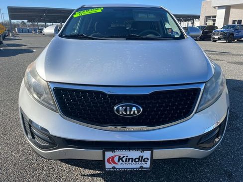 Used 2015 Kia Sportage LX image 2
