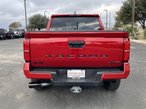 New 2025 Toyota Tacoma TRD Off-Road image 6