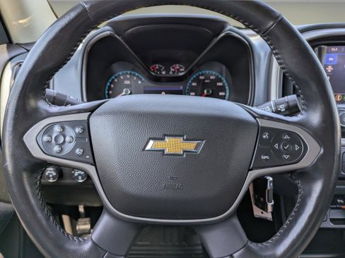 Used 2022 Chevrolet Colorado Z71 w/ Safety Package image 16
