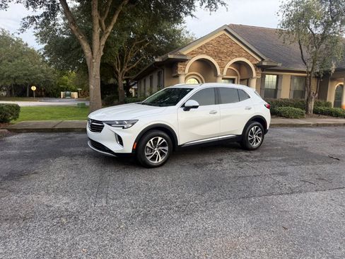 Used 2023 Buick Envision Essence AWD/4WD image 3
